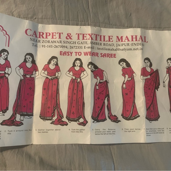 Handmade Silk Saree - Red & Green with Gold Embroidery - Picture 10 of 10